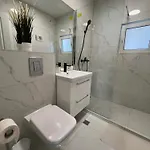 Center Victoriei St Apartment