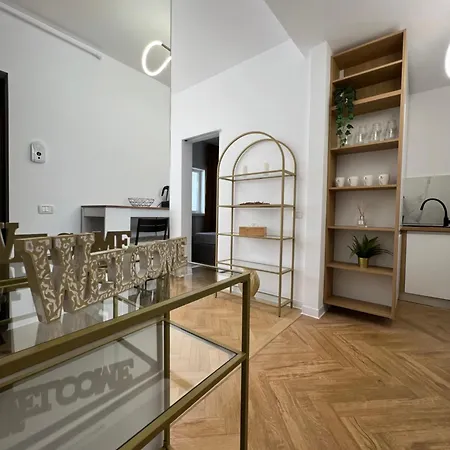 Center Victoriei St * בוקרשט