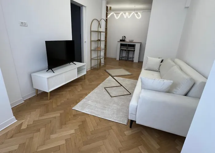 Center Victoriei St Apartament